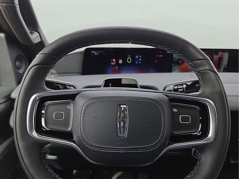 New 2026 Lincoln Navigator L Reserve w/ Jet Appearance Package image 19