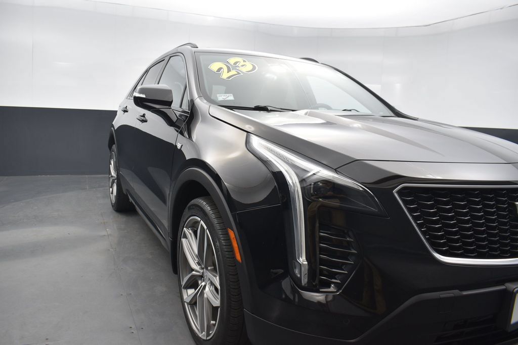 Used 2023 Cadillac XT4 Sport AWD/4WD image 33