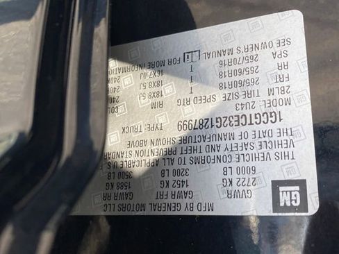 Used 2016 Chevrolet Colorado LT w/ Midnight Edition image 26