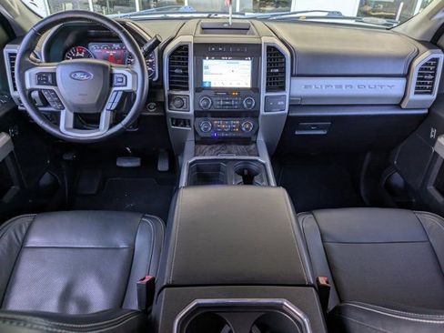 Used 2019 Ford F250 Lariat w/ Lariat Ultimate Package AWD/4WD image 4