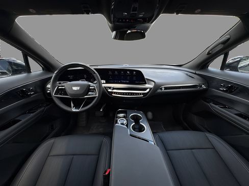 New 2026 Cadillac Lyriq Sport RWD image 21
