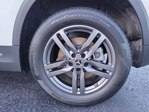 Certified 2025 Mercedes-Benz GLA 250 image 10