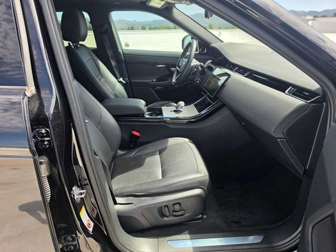 Used 2024 Land Rover Range Rover Evoque Dynamic SE AWD/4WD image 10