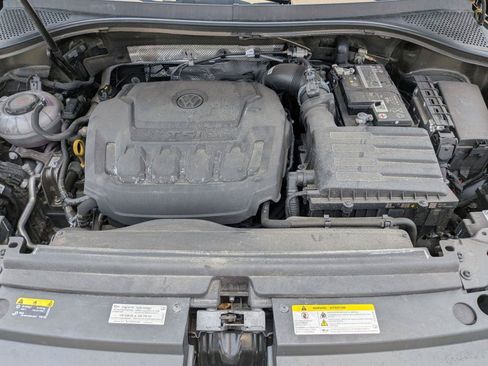 Used 2023 Volkswagen Tiguan SE w/ Panoramic Sunroof Package AWD/4WD image 39