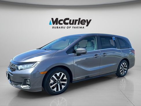 Used 2025 Honda Odyssey EX-L image 2