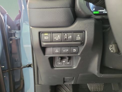 Certified 2024 Toyota Land Cruiser image 15