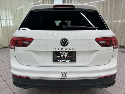 Used 2024 Volkswagen Tiguan S image 6