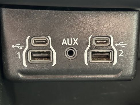 Used 2024 Dodge Durango GT image 33