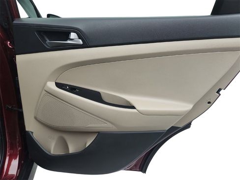 Used 2016 Hyundai Tucson Limited w/ Option Group 03 image 29