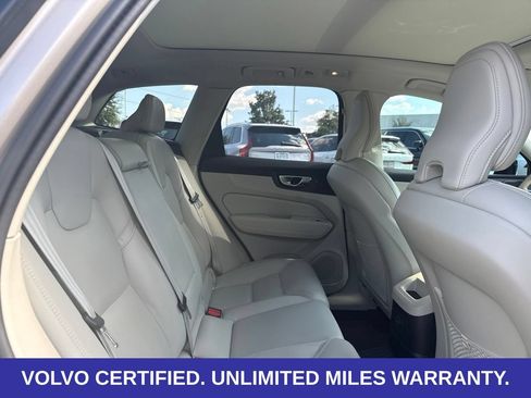 Certified 2024 Volvo XC60 T8 Ultimate w/ Protection Package Premier AWD/4WD image 17