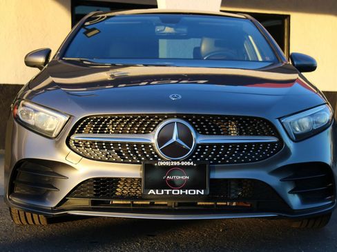 Used 2022 Mercedes-Benz A 220 image 3