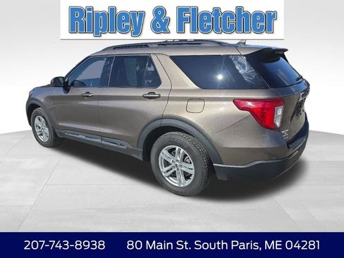 Used 2021 Ford Explorer XLT w/ Equipment Group 202A AWD/4WD image 8
