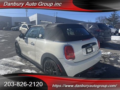 Used 2017 MINI Cooper Convertible image 4