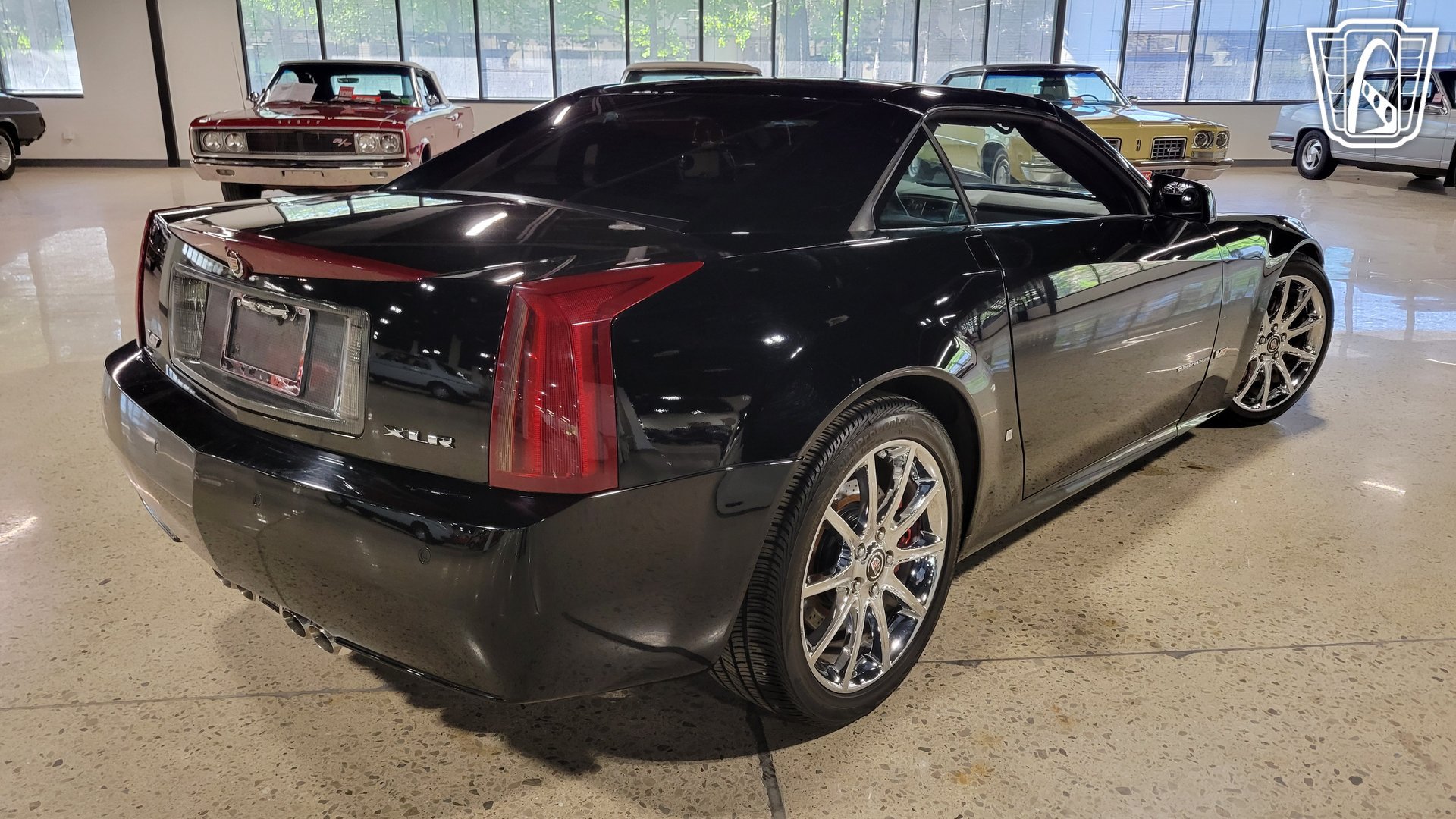 Used 2008 Cadillac XLR V RWD image 34