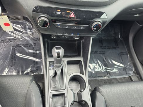 Used 2016 Hyundai Tucson SE FWD image 17