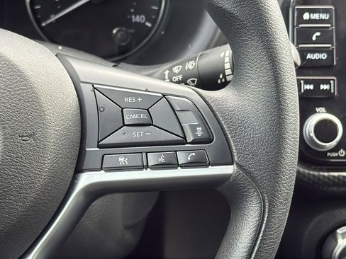Used 2023 Nissan Kicks SV FWD image 21