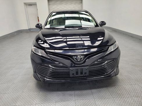 Used 2019 Toyota Camry LE image 14
