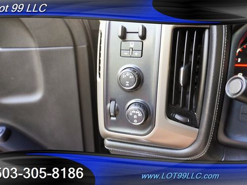 Used 2016 GMC Sierra 2500 Denali w/ Duramax Plus Package AWD/4WD image 28