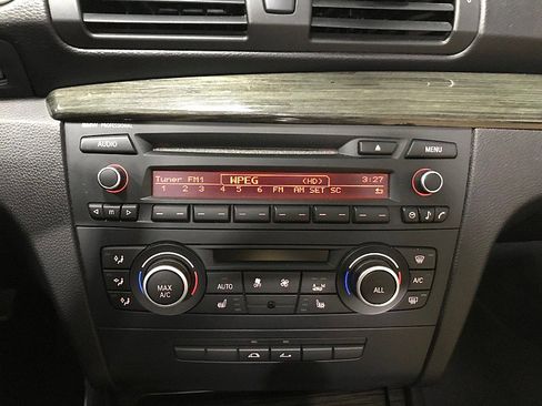Used 2013 BMW 128i Convertible RWD image 31