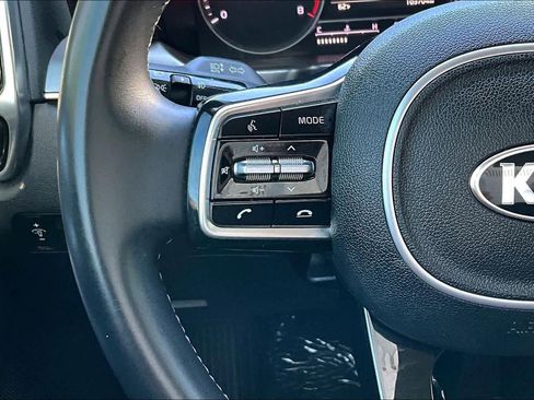 Used 2021 Kia Sorento SX image 24