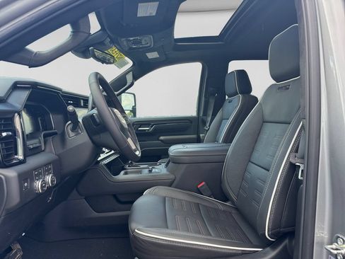 New 2026 GMC Sierra 2500 AT4X AWD/4WD image 12