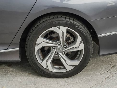 Used 2018 Honda Accord EX-L image 11