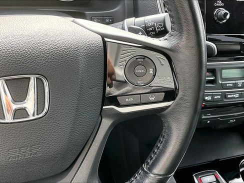 Used 2020 Honda Pilot Touring image 12