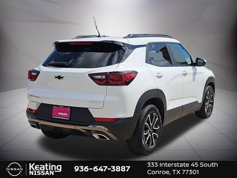 Used 2024 Chevrolet TrailBlazer ACTIV w/ Driver Confidence Package image 3