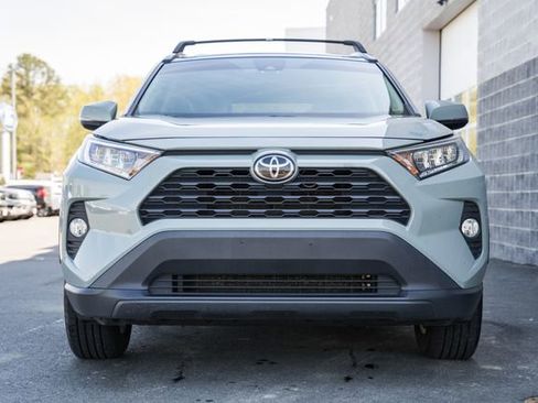 Used 2021 Toyota RAV4 XLE AWD/4WD image 3
