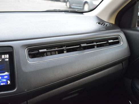 Used 2021 Honda HR-V EX-L image 31