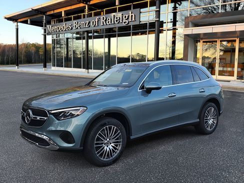 New 2026 Mercedes-Benz GLC 300 image 1