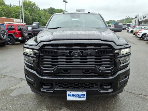 New 2026 RAM 2500 Big Horn AWD/4WD image 9