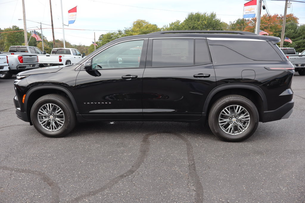 New 2027 Chevrolet Traverse LT w/ Driver Confidence Package AWD/4WD image 28