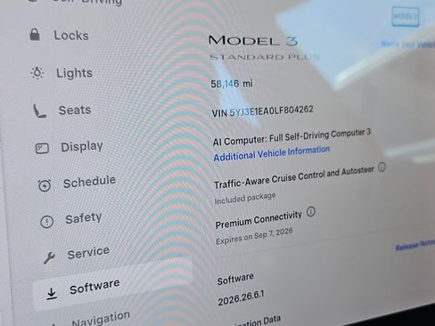 Used 2020 Tesla Model 3 Standard Range Plus RWD image 10
