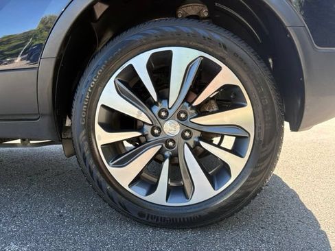 Used 2022 Buick Encore Preferred w/ Safety Package AWD/4WD image 14