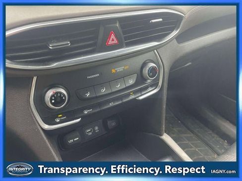 Used 2019 Hyundai Santa Fe SE image 27