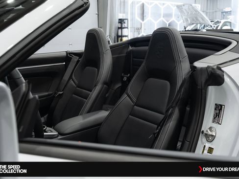 Used 2024 Porsche 911 Carrera S image 15