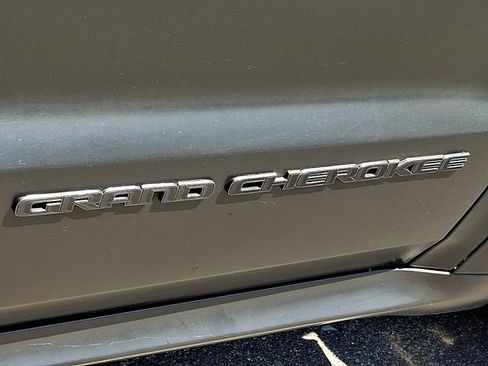 Used 2020 Jeep Grand Cherokee High Altitude AWD/4WD image 38