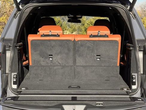 Used 2023 BMW X7 xDrive40i w/ Executive Package image 27