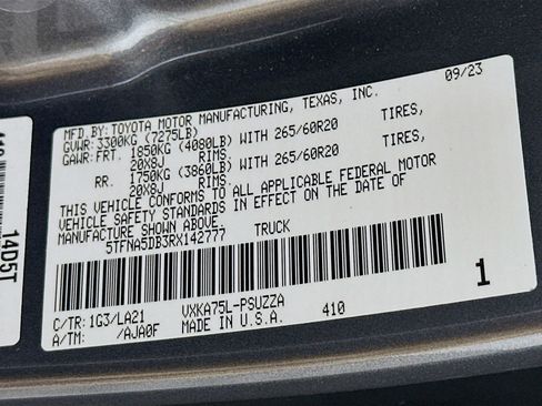 Used 2024 Toyota Tundra Platinum image 35