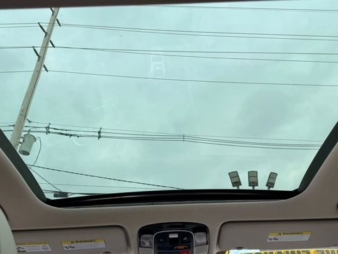 Used 2024 Hyundai Tucson Limited image 14