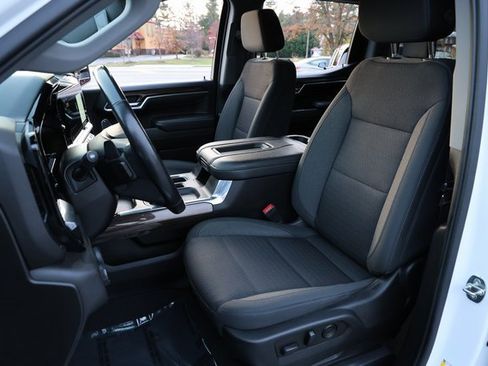 Used 2022 Chevrolet Silverado 1500 LT w/ Protection Package image 17