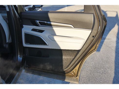 Used 2022 Kia Telluride S image 21