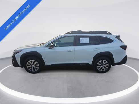 Used 2024 Subaru Outback Premium AWD/4WD image 8