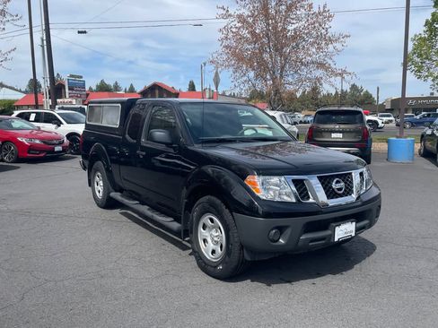 Used 2020 Nissan Frontier S w/ S Utility Package image 7