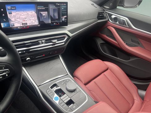 Used 2023 BMW i4 eDrive35 image 14