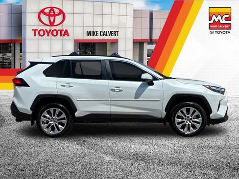 Used 2024 Toyota RAV4 XLE Premium FWD image 6
