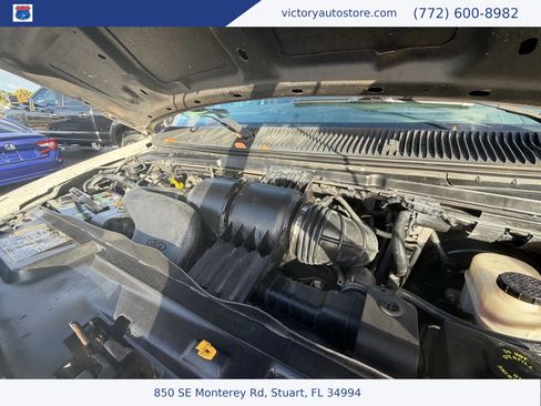 Used 2010 Ford E-150 and Econoline 150 RWD image 29