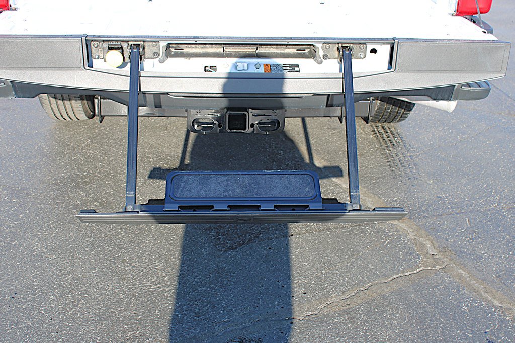 Used 2024 Ford F250 XL RWD image 11