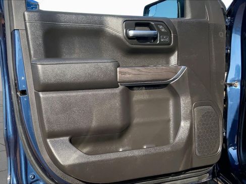Used 2019 Chevrolet Silverado 1500 LTZ AWD/4WD image 22